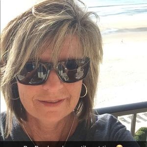 Meet your Posher, Lisa